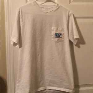 Vineyard Vines T-shirt medium